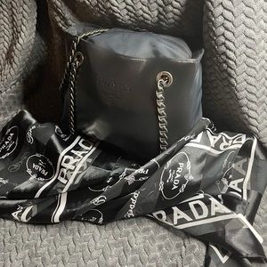 ❌ ⓈⓄⓁⒹ ❌ ✨ Prada Shoulder Bag ✨